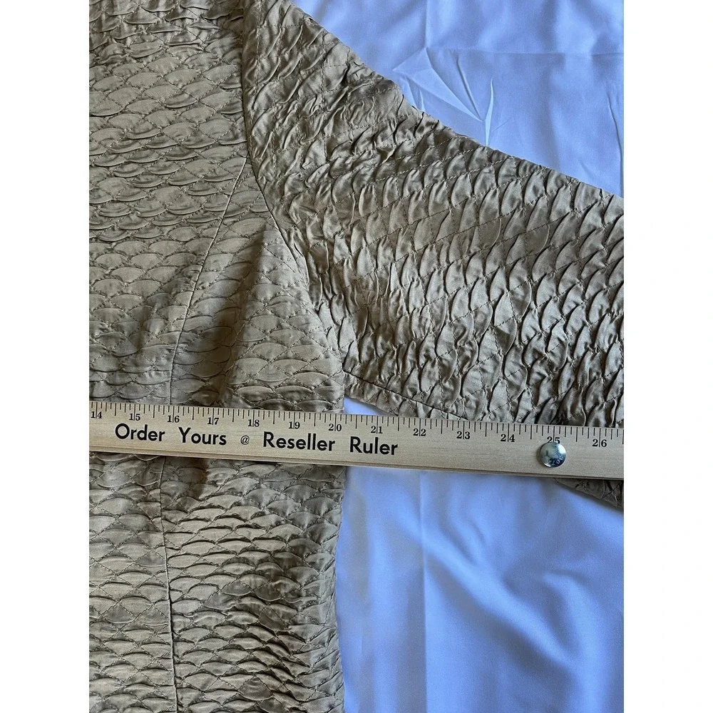 Laura Ashley Jacket Womens Medium Tan Quilted Silk Blend Textured‎ Dressy Blazer